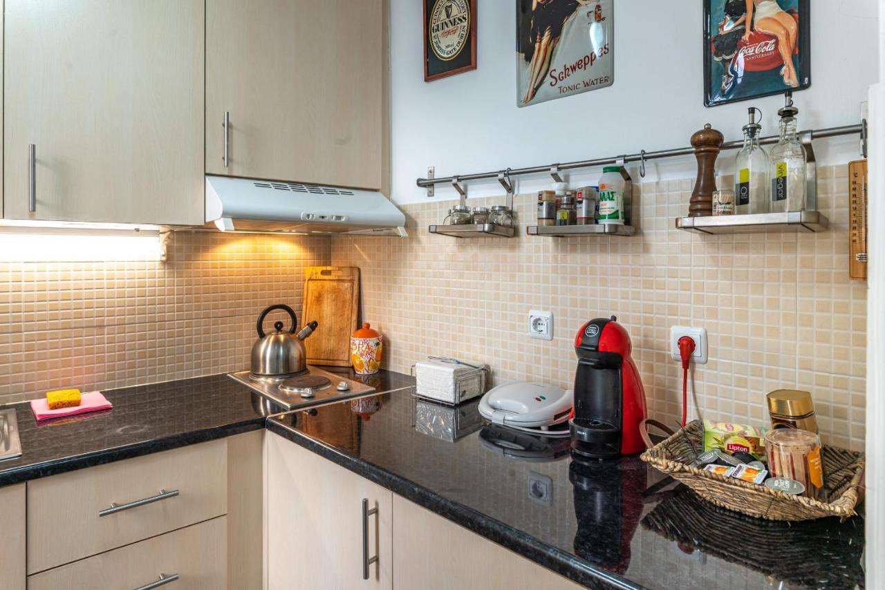 Great 35 Sq M Studio On 1St Floor In Bohemian Psyri In Athens' Historic Center-In Vivo Apartments Luaran gambar